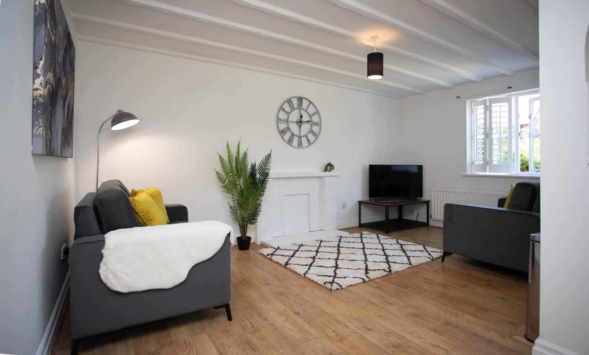Cosy In The Heart Of Old Town Apartment