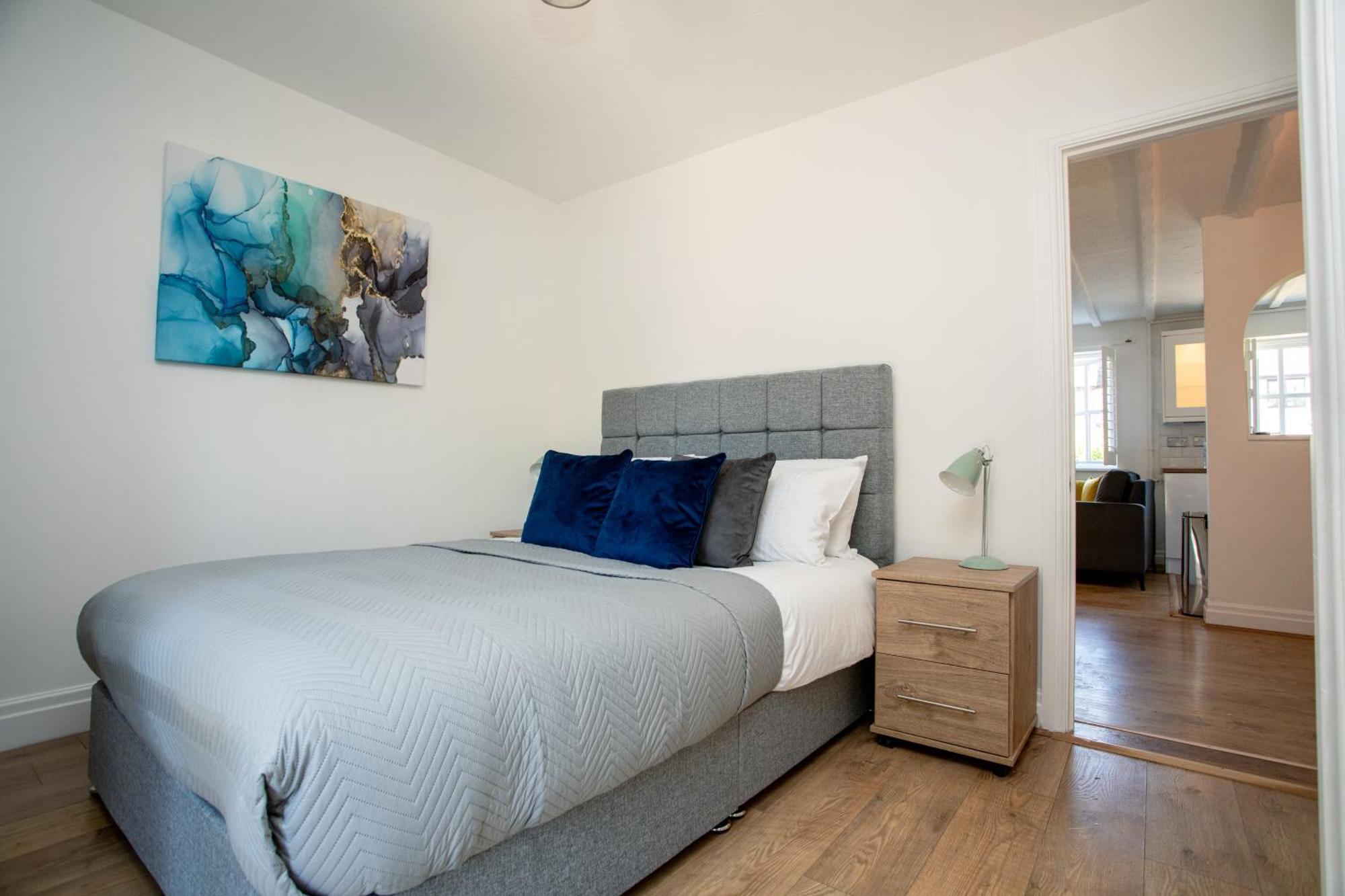 Cosy In The Heart Of Old Town * Beaconsfield