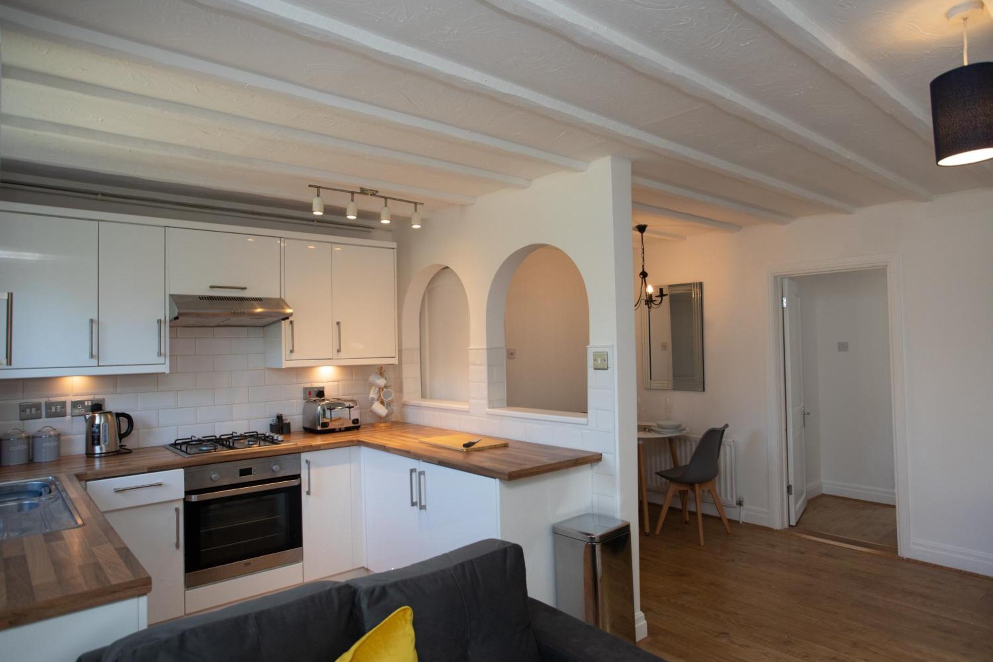 Cosy In The Heart Of Old Town * Beaconsfield